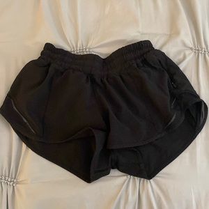 Lululemon hotty hot shorts